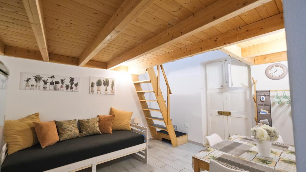 Ferienwohnung Monolocale Porta Napoli Brindisi Exterior foto