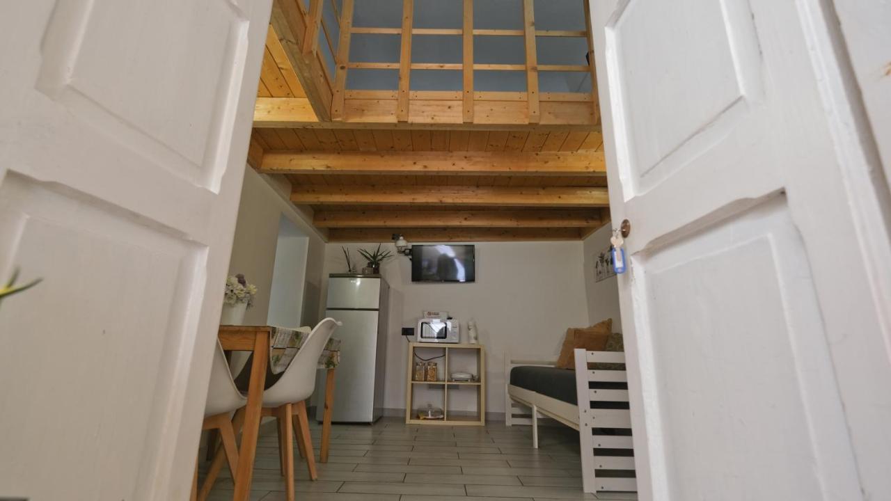 Ferienwohnung Monolocale Porta Napoli Brindisi Exterior foto