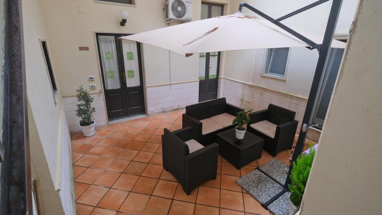 Ferienwohnung Monolocale Porta Napoli Brindisi Exterior foto
